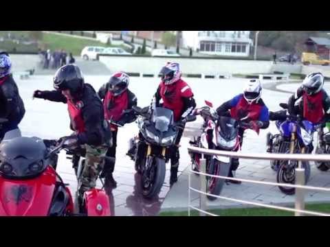 Agron Dragaj - Flamuri Kuq E Zi (Official Video HD)