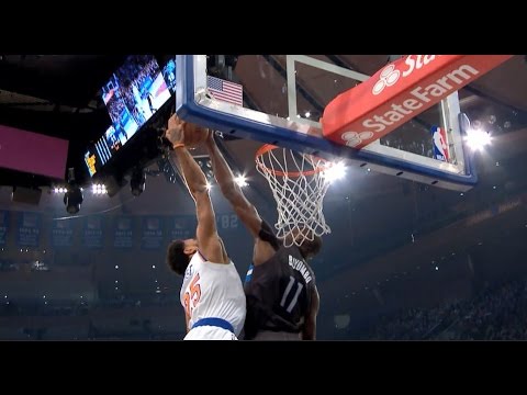 Biyombo Denies Rose at the Rim | 12.22.16