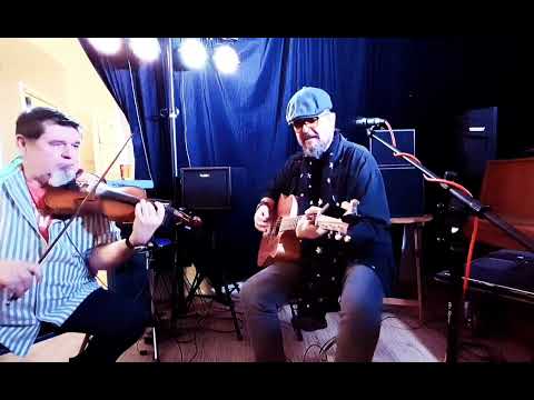 Martias & Míla Charvát - Mezi horami (Čechomor) - live 2025