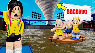 FICAMOS PRESOS DURANTE O ALAGAMENTO NO ESTÁDIO DE FUTEBOL DA COPA DO MUNDO EM BROOKHAVEN!