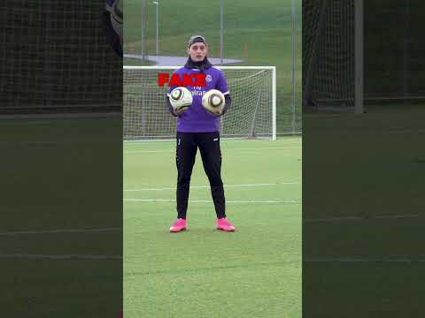 🔥 Is a fake Jabulani worth it? 🎯