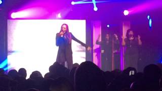 Monica Performs "Love Just Ain't Enough" feat. Timbaland