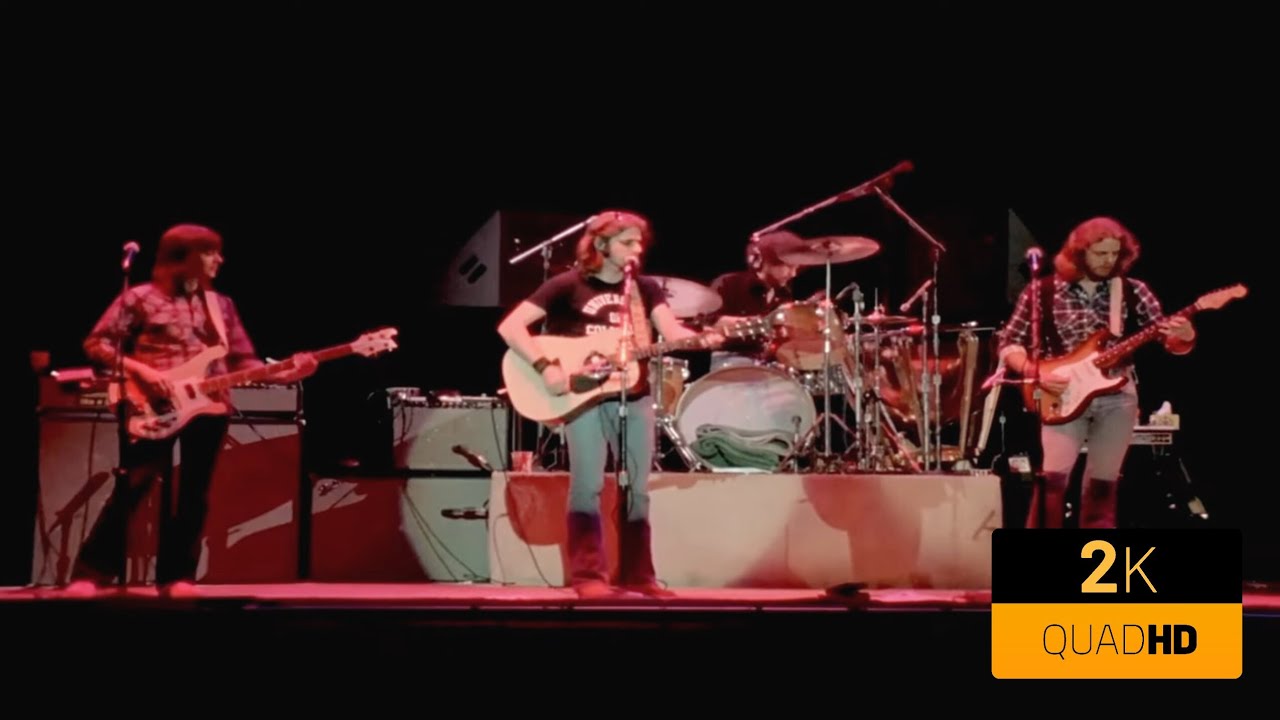Eagles - New Kid In Town (Official Video HD) - YouTube