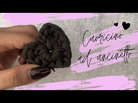 Learn how to crochet a heart in 4 minutes! 💖 Super easy tutorial
