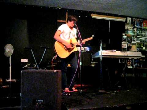 Alex Hamilton- Performing at the Mustardseed Cafe