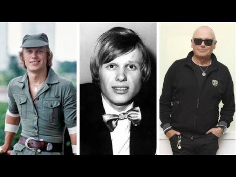 Jiří Korn dnes slaví 69 let: Podívejte se na nejlepší retro fotkyz jeho života