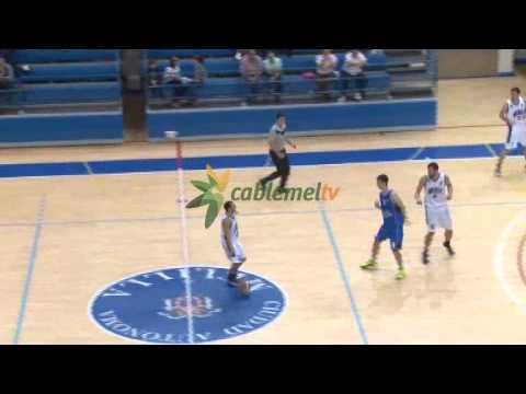 El Melilla Baloncesto logra su primera victoria en casa ante el Prat