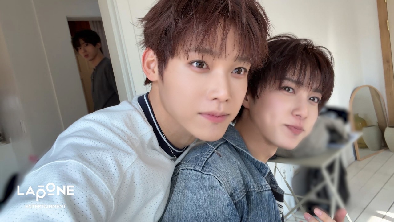 INI|8TH SINGLE "PULSE" Jacket Extra Behind Sketch