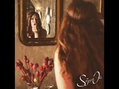 Szigeti Juli - Jég hátán (Official Video HD)