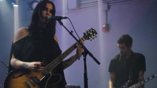 Chelsea Wolfe 2016.05.19 T02 Carrion Flowers