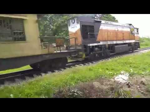 Loco TGMK 38074 with a summer suburban svc Altagracia-Santayana for the city of Camaguey!July 2022!!
