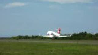 preview picture of video 'REGA Challenger felszállása Győr-Pér repülőtérről'