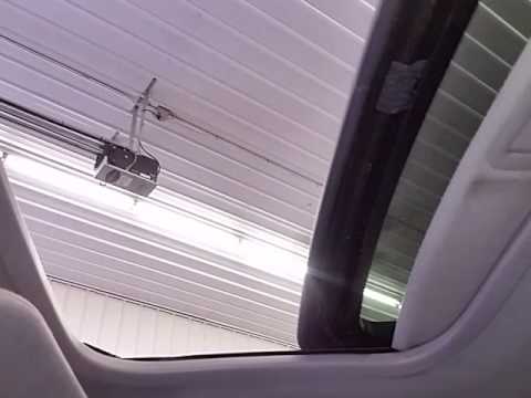 CP0872 - 2005 Ford Taurus SE - Power Sunroof