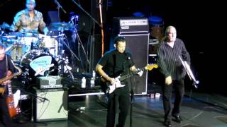 TOMMY CASTRO BAND 04 
