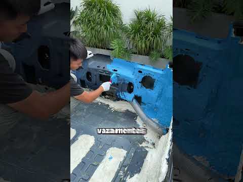 Esse carro virou uma piscina sobre rodas 🚗💦