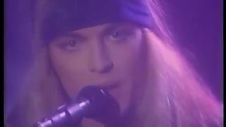Poison - &quot;Something To Believe In&quot; acoustic on Arsenio, December 1990