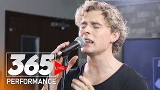 Christopher - Heartbeat (365 Live Performance)