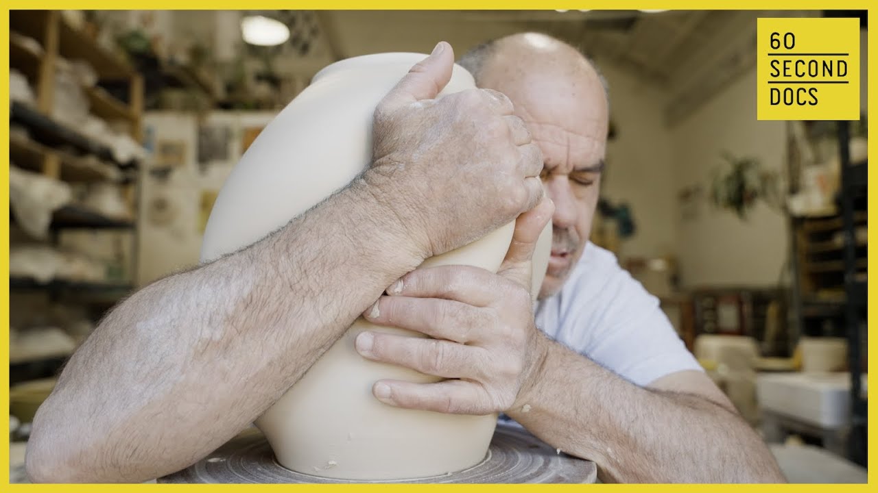 The Clay Embrace of Hug Pots | Mediclaytion