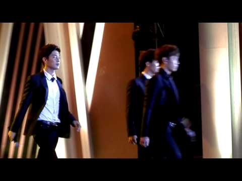 130115 GDA Beast walk fancam