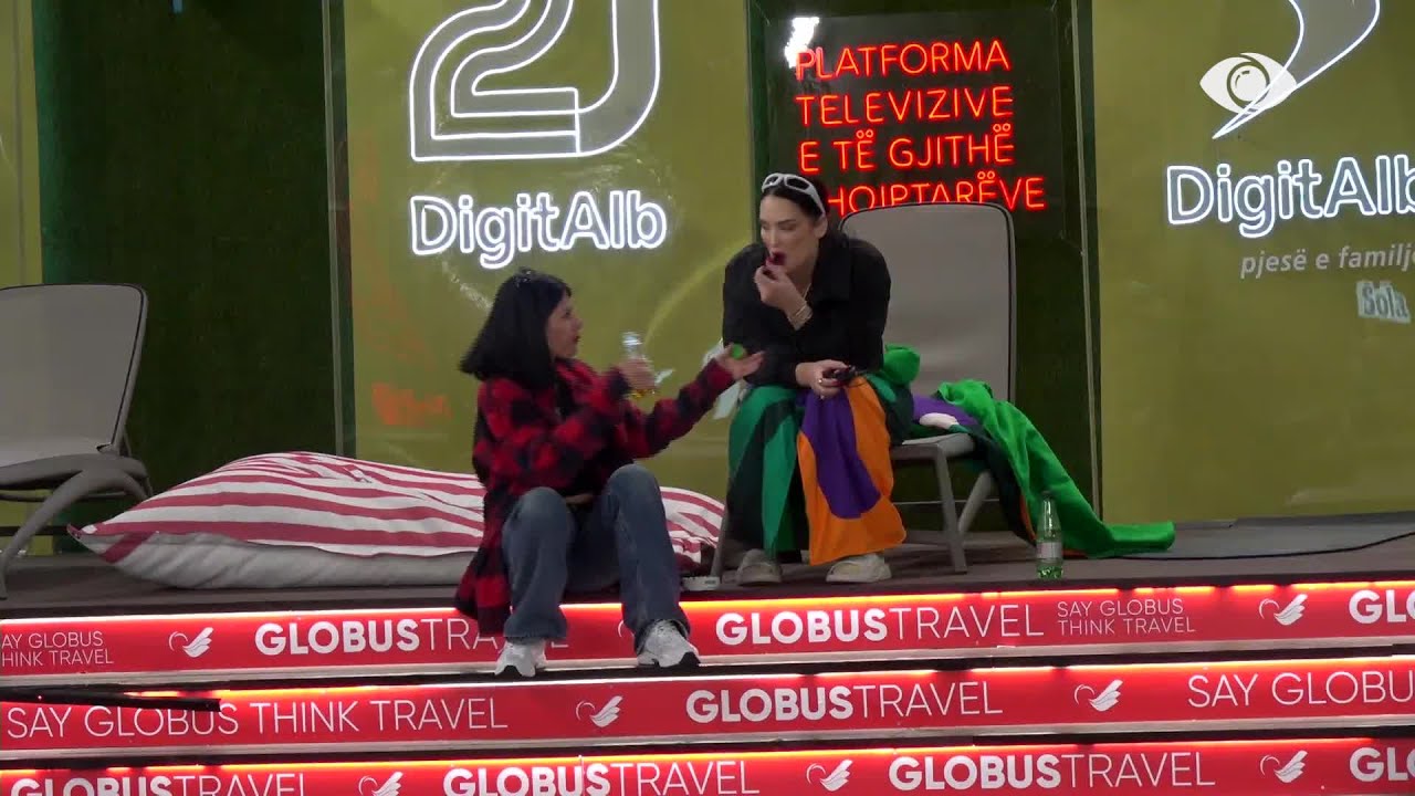 “Iku si zonjë e çnderuar”/ Vajzat për Sarën: Të tundi zinxhirin që i ka lënë mamaja