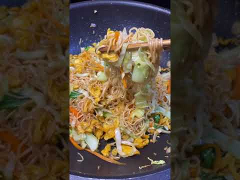 Mì Xào Trứng Ngon Tê Tái #nhà cô yến #comaxin