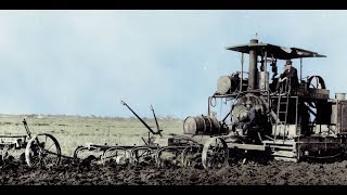 L'histoire de Caterpillar commença lorsque les machines furent affranchies de leurs roues, le jour de Thanksgiving de 1904.