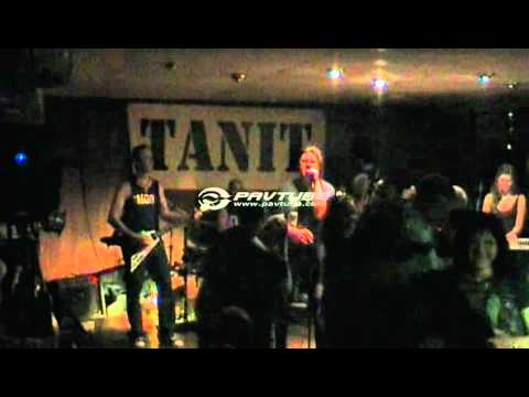 Tanit - Lásky Blednou červen 2010 Merlin