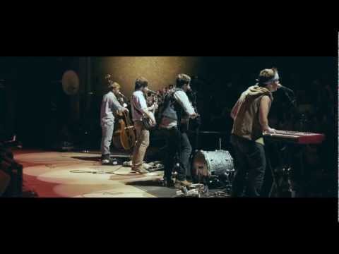 Mumford & Sons - I Will Wait (Official Music Video - With Lyrics)