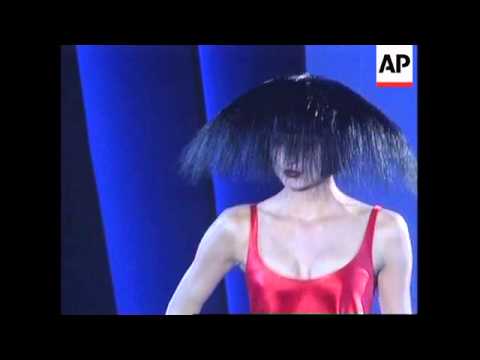 FRANCE: PARIS FASHION SHOWS: THIERRY MUGLER COLLECTION (2)