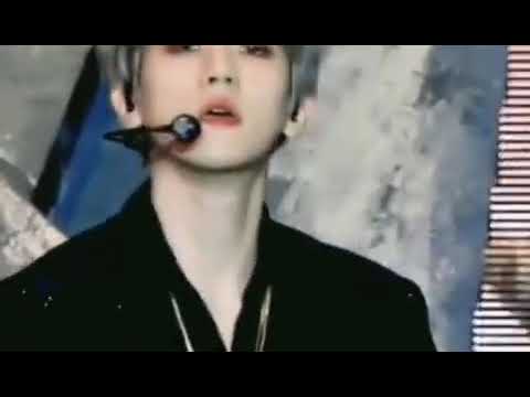 Baekhyun pretty face