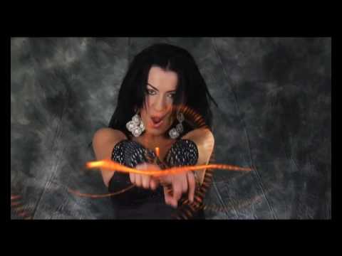 DE LA VEGAS - "JUST A MINUTE"