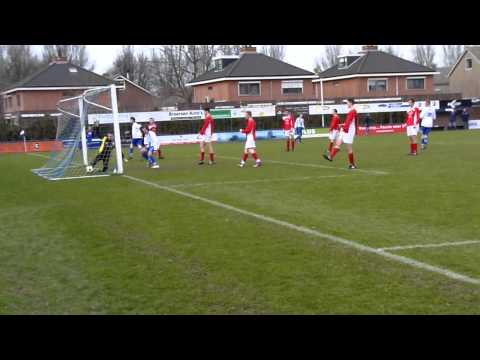 NBSVV A1 William scoort achter standbeen