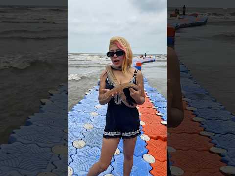 Vebby ajak liburan Massa ke pantai, Cemong takut nggak mau mendekat! #shortvideo #shotrs #snake