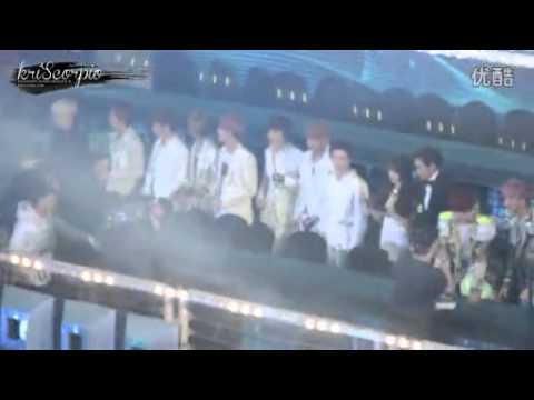 [kriScorpio] 121229 EXO @ SBS Gayo Daejun while they watching all performances