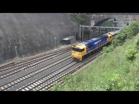 8236 PN / 8173 with a one wagon PN 4124 - 21/2/20