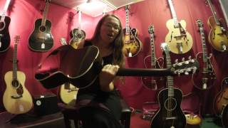 Video thumbnail for Gibson L-00 Shootout L-00 True Vintage vs. L-00 1932 Vintage by TallToadMusic