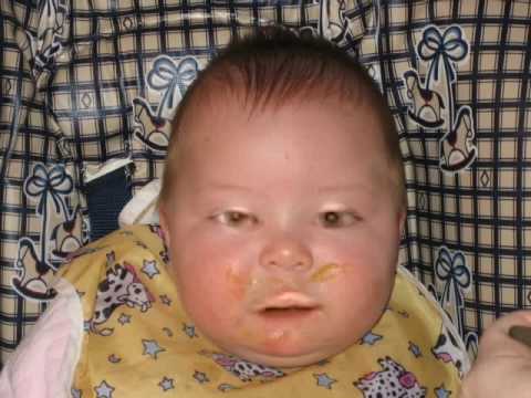 Julie - Bébé moche (Effet vidéo webcam)