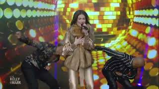 Idina Menzel Performs DRAMATIC on Live with Kelly and Mark (2023)
