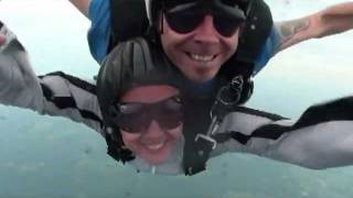 preview picture of video 'Catrina's First Skydive!'