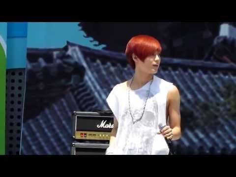 (Fancam) 110528 SHINee Taemin focus Hello @ Walking Festival (HD)
