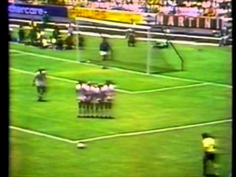 Bobby Moore vs Brazil 1970 (4Dfoot)