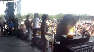 Scary kids scaring kids--  the deep end @ VA Beach warped tour