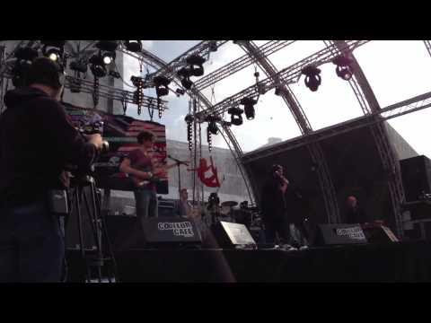 Delvis - Tell me @ Couleur Café 2013