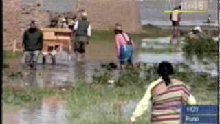 preview picture of video 'Puno inundado por lluvias y desborde'
