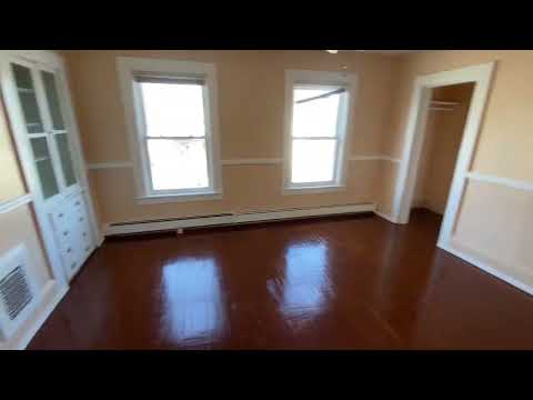 1073 River St. — Hyde Park