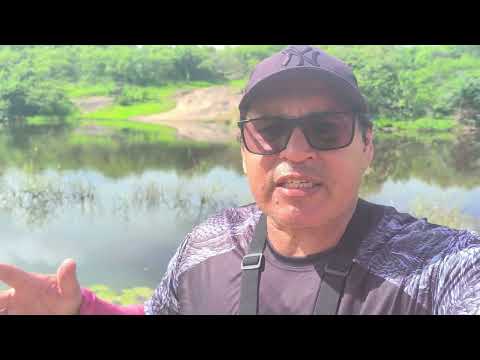 Passagem molhada da cachoeira ,Hidrolândia Ceará