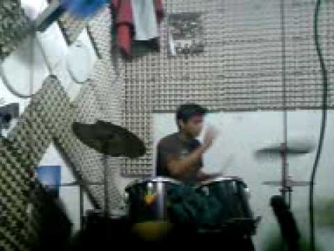 EnTeR SAnDmAn, SmElLs lIkE TeEn sPiRiT Y PArT D CrEeP