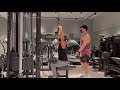 【筋トレ】Vol.164【背中】マググリップでラット・プルダウン!広背筋上部です💪🏾