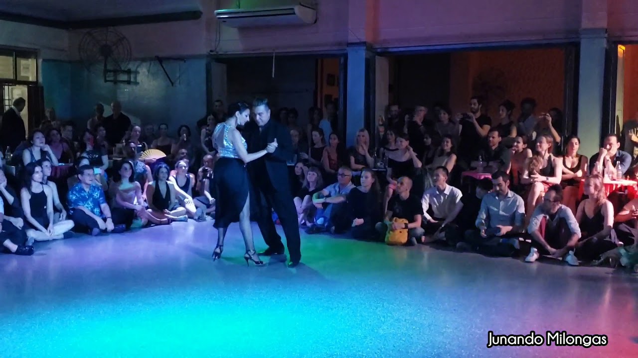 MARIANO "CHICHO" FRUMBOLI & MOIRA CASTELLANO || "El yaguaron"