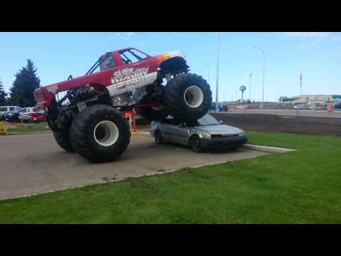 Sheer Insanity Monster Truck